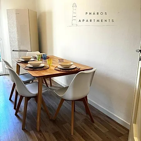 Pharos Apartment *